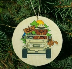 (3) SET OF 3 ASPEN WOOD ORNAMENTS (3″ DIAMETER) SMOKEY BEAR JEEP FOREST SERVICE