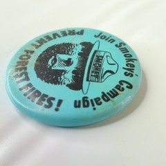 Smokey The Bear Prevent Forest Fires! Join Smokey’s Campaign Pin Button NOS New
