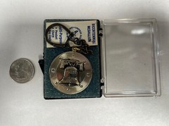 Vtg Bicentennial US Savings Bonds Promotional Advertising Keychain (A2)