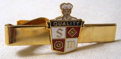 Old SALERNO Quality Bakery Enamel & Gold Plated TIE BAR Clasp CHICAGO