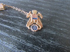 Pin Brooch US Capitol US Seal Government American Eagle Flag Gold Pin VTG