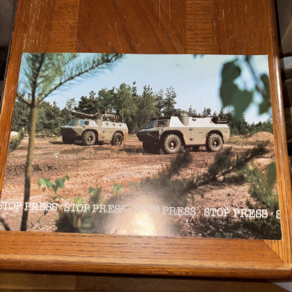 VTG Vickers Defense Systems Valkyr Military Vehicle Brochure – Tanks