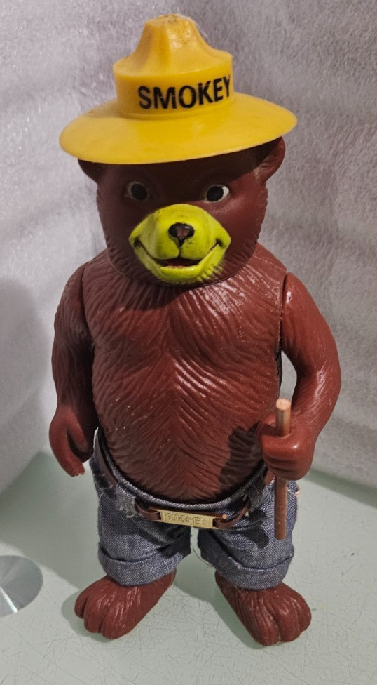 no bank vintage r dakin & company SMOKEY THE BEAR BANK 8 inches MISSING BANK