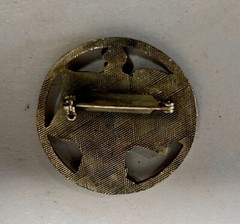 Vintage US Savings Bonds Promotional Advertising Pin (D2)