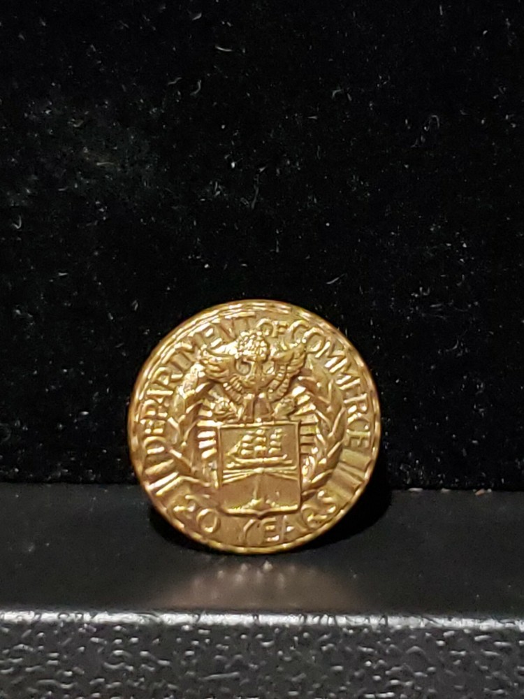 VINTAGE US DEPARTMENT OF COMMERCE 20 YEAR SERVICE LAPEL PIN Unique Estate Find