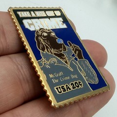 McGruff The Crime Dog US 20 Cents Stamp Lapel Pin Take A Bite Out Of Crime 1904