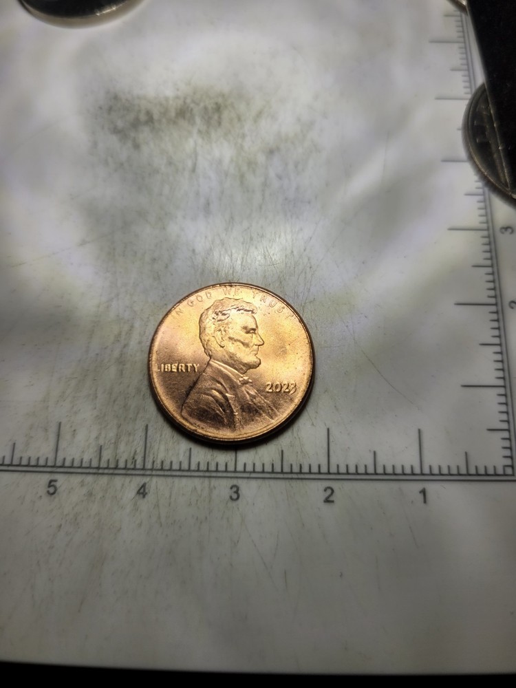 2003 Struck Through Grease Error Penny Also L Missing In Liberty under scope.