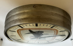 Vintage 60s Post Office Wall Clock – U.S. Mail USPS – Simplex 14″, Model 507-174