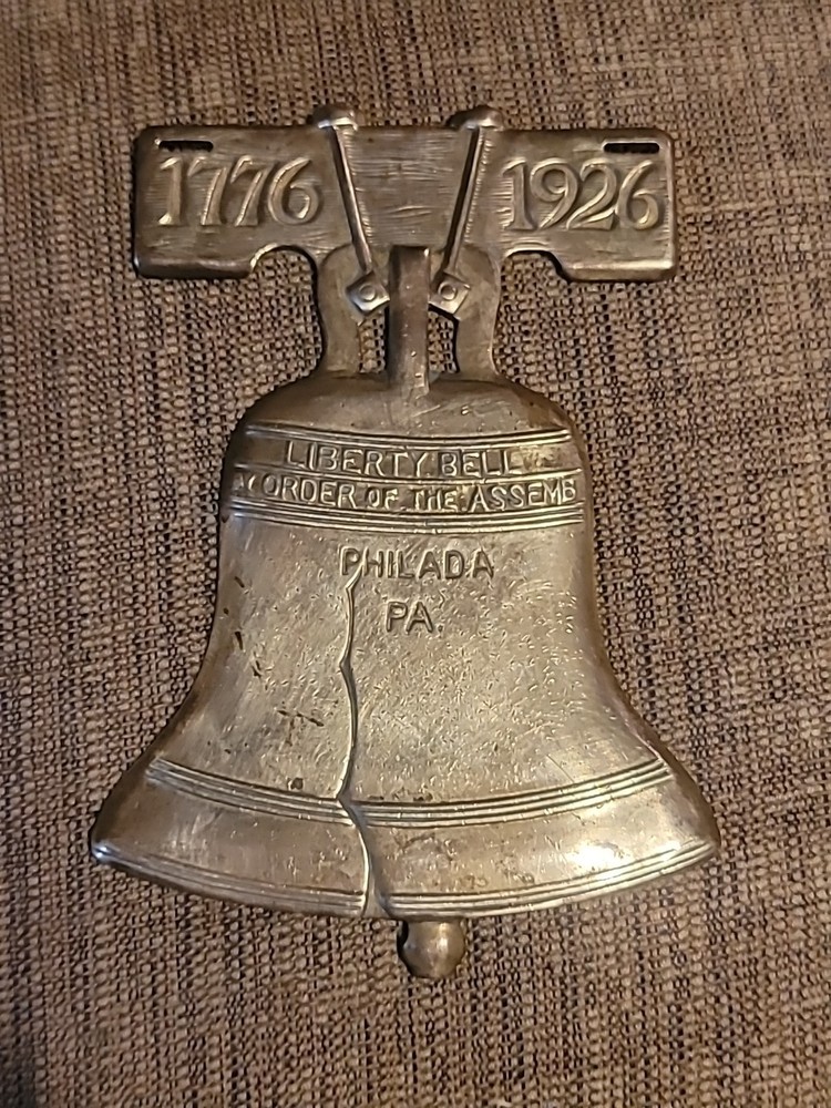 Antique Brass Liberty Bell Plaque 1776 1926 Sesquicentennial Philadelphia, PA