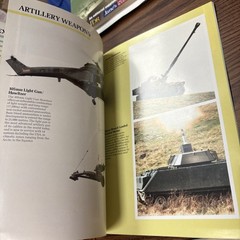 VTG Royal Ordnance Guns & Vehicles Division British Aerospace Military Brochure