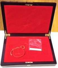 RARE UNITED STATES POSTAL SERVICE COLLECTOR’S LAQUERED WOOD BOX W/ VELVET LINING