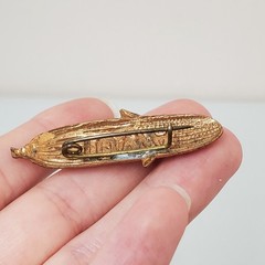 Vintage IOWA Corn Brooch Souvenir Gold Tone 2″ Brooch Pin