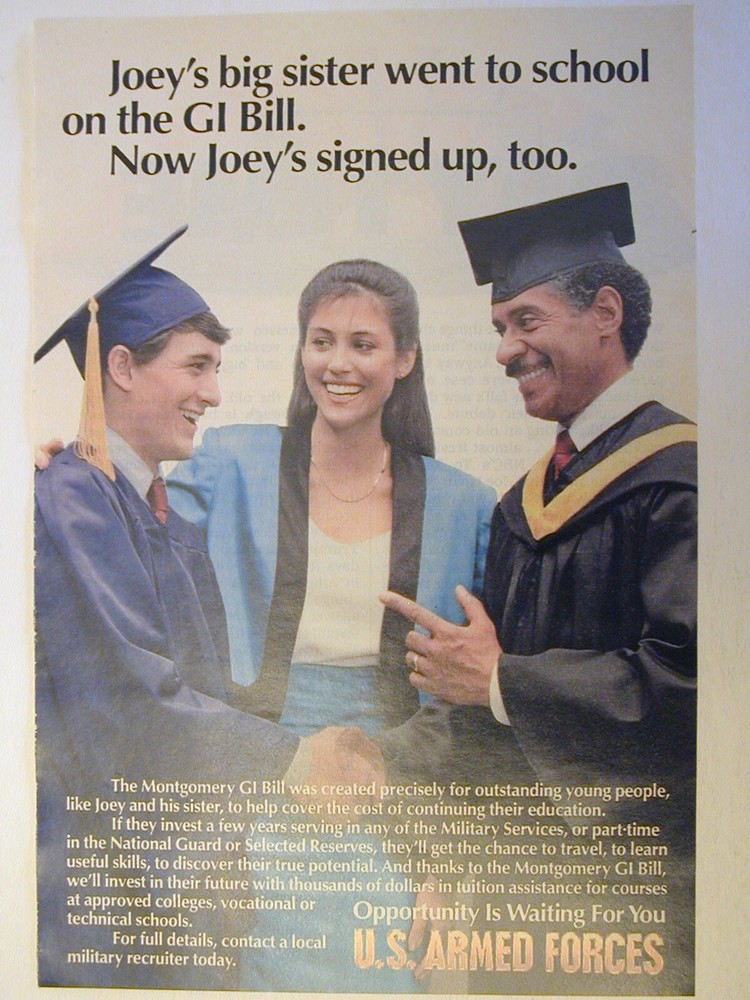 1990 U.S. ARMED FORCES RECRUITMENT OPPORTUNITY IS WAITING 5X7.5 PRINT AD L051