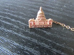 Pin Brooch US Capitol US Seal Government American Eagle Flag Gold Pin VTG