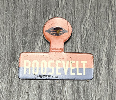 Vintage ROOSEVELT Political Campaign Pinback Button Advertising Government