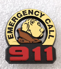 2 Vtg 1980s McGruff The Crime Dog Emergency 911 Lapel Pins NOS New