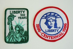 2 Vtg 1986 Statue of Liberty 100 Years Centennial Park Ranger Patch New NOS