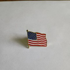 Vintage Old Glory USA FLAG HAT PIN/ LAPEL PIN/ TIE TACK