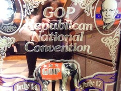 Vtg 1980 STROHS BEER National Republican Convetion Frame Advertising Bar Mirror