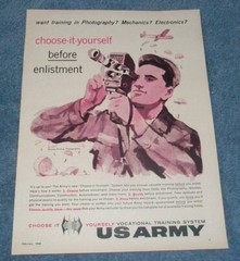 1960 US Army Vintage Recruitment Ad «Want Training in Photography?»